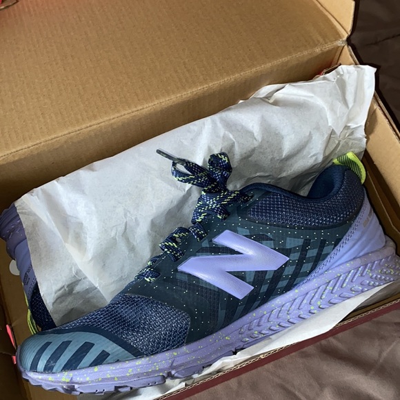 New Balance Sneakers - Picture 4 of 5